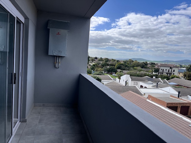 1 Bedroom Property for Sale in Table View Western Cape